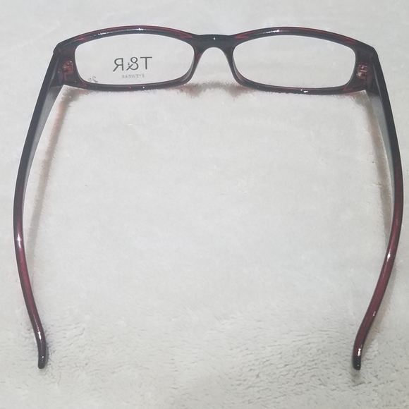 T&R Eyewear - Picture 5 of 7